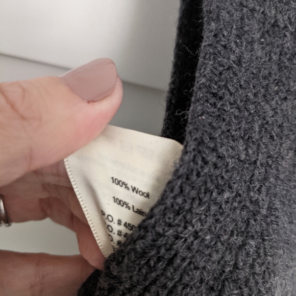 Aritzia Wilfred Italian Wool Sweater Vest Top - Picture 5 of 5